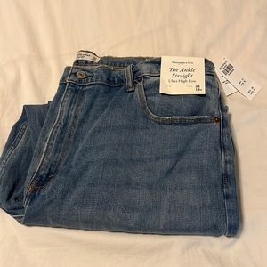 A&F ultra high rise straight ankle